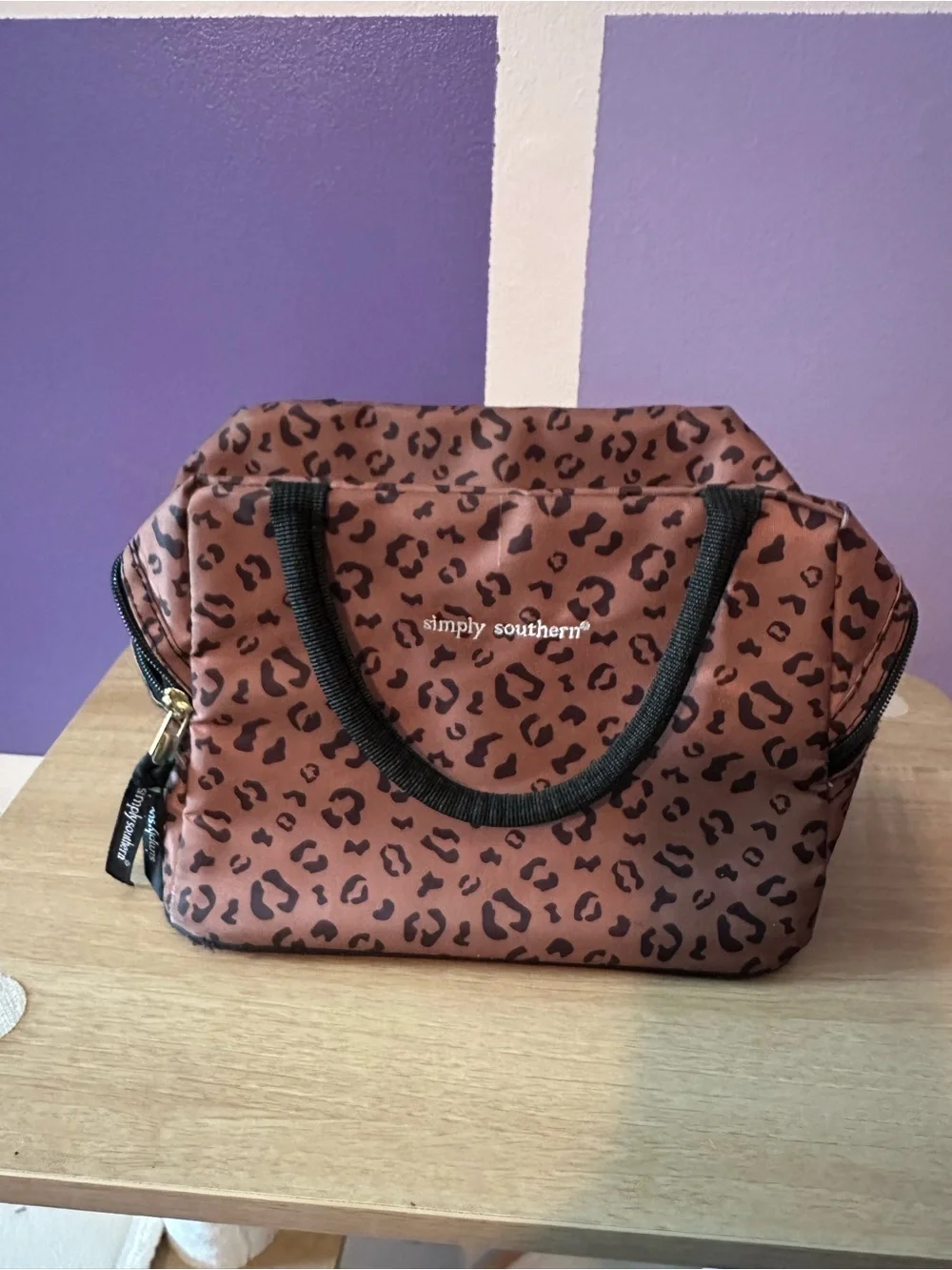 Simply Southern insulated lunchbox or, Cosmetic Carry Bag with pockets NWOT